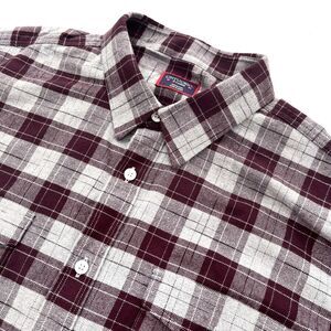 UNTUCKit Hezog Long Sleeve Button Down Plaid Flannel Shirt XL Red/Maroon/Grey